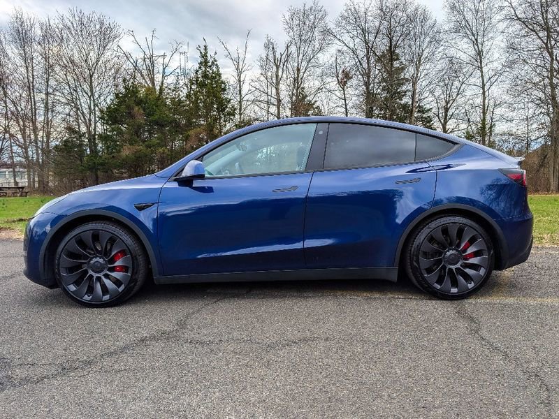 2023 Tesla Model Y Performance