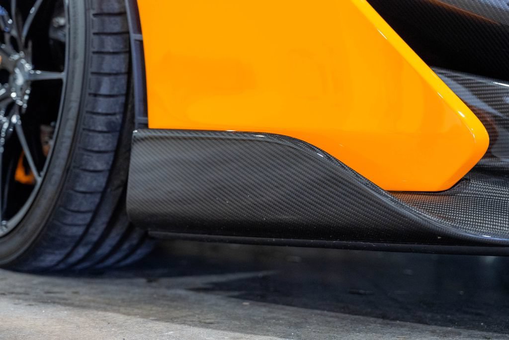 Used 2019 McLaren 600LT photo 16