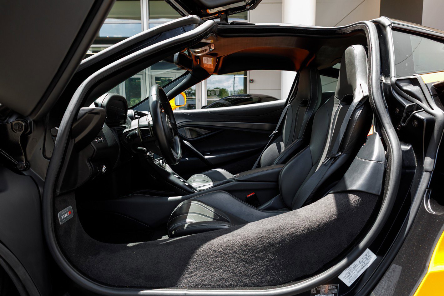 Used 2019 McLaren 720S Luxury photo 43