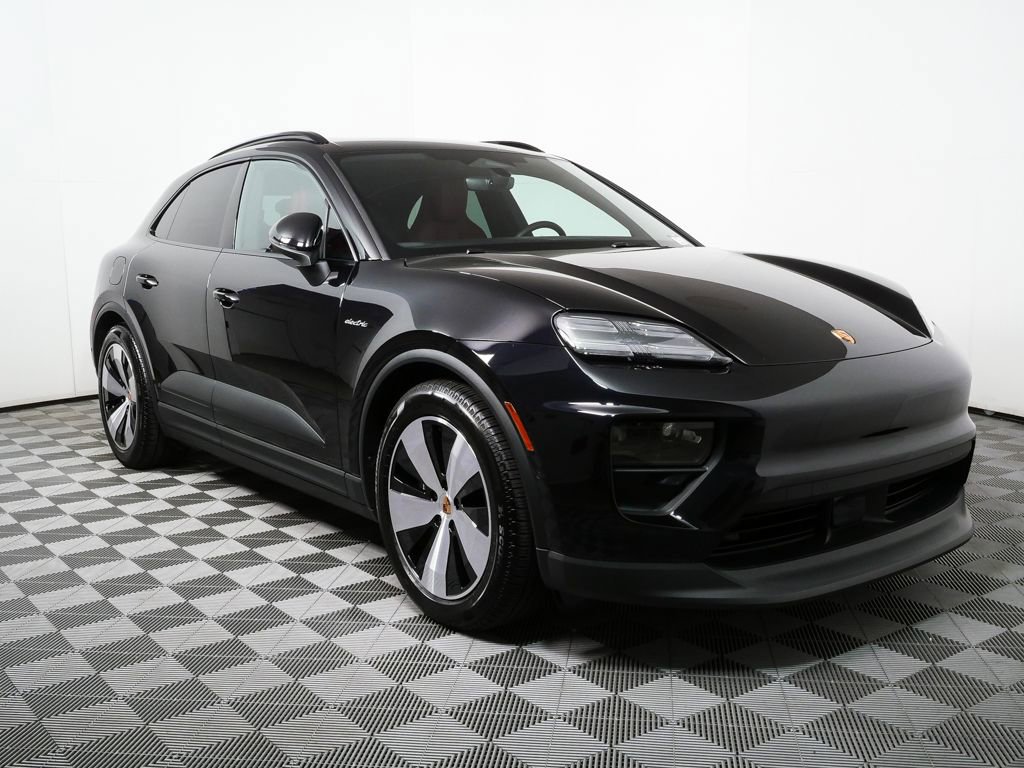 2025 Porsche Macan 4 Electric