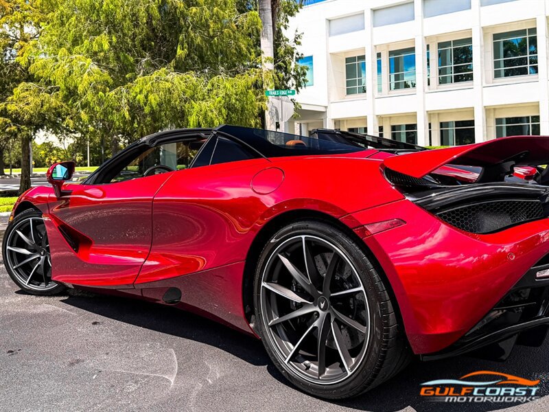 Used 2022 McLaren 720S Spider photo 45