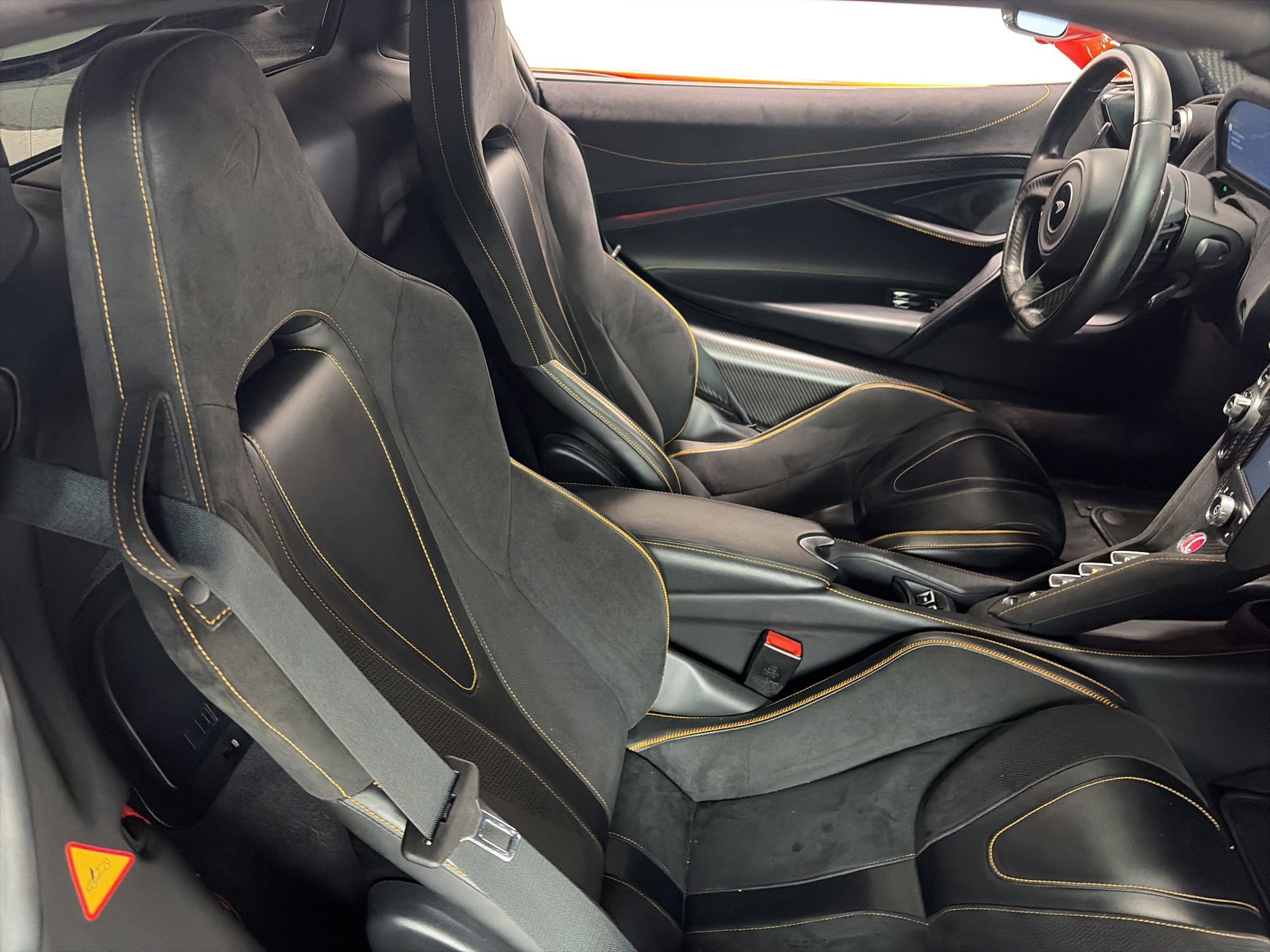 Used 2022 McLaren 720S Spider photo 9
