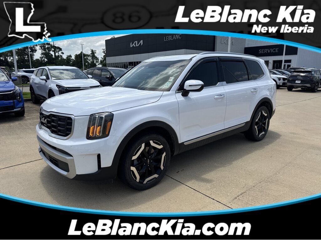 Certified 2024 Kia Telluride S w/ S Sunroof Package