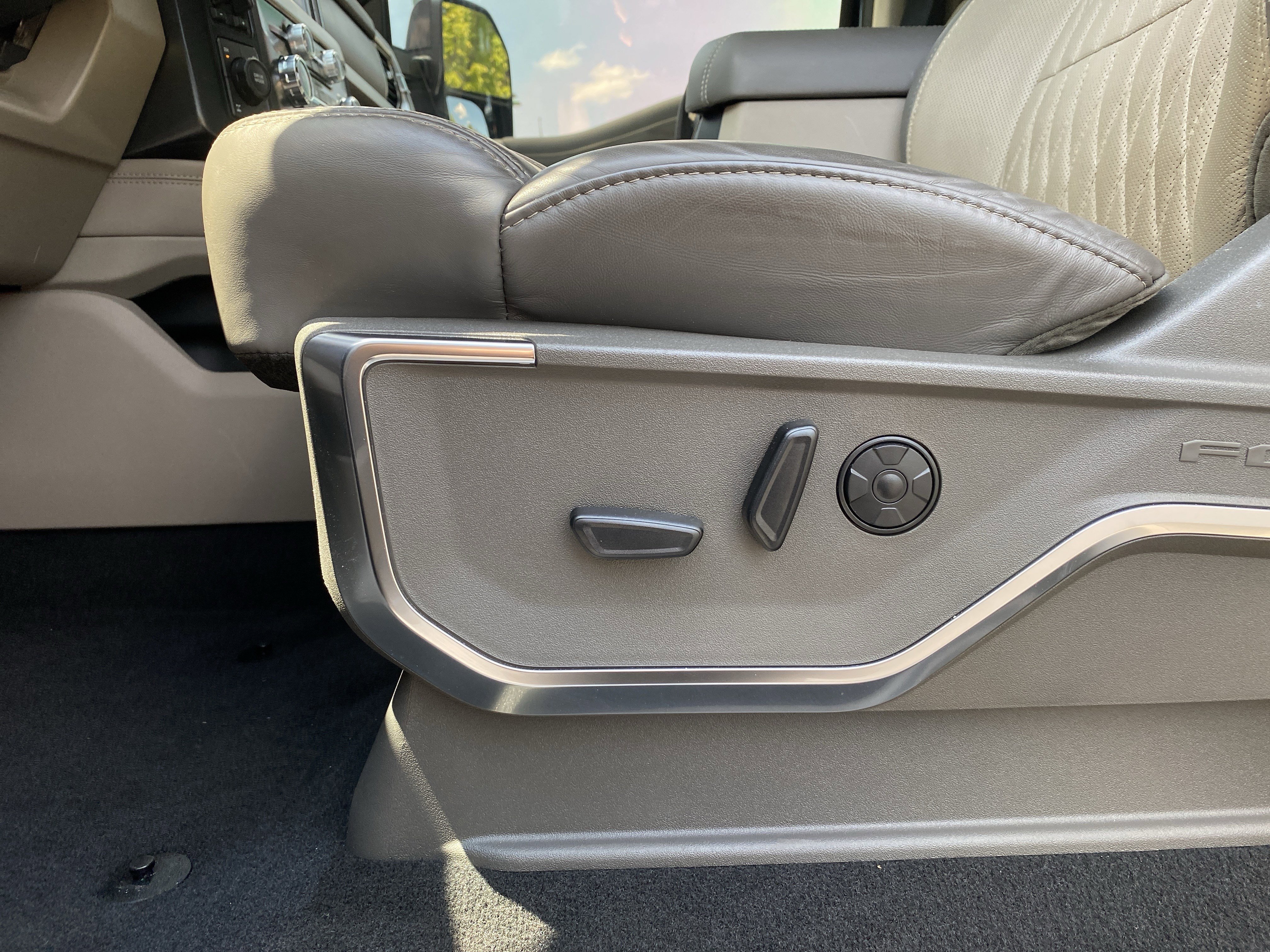 2025 Ford F250 Platinum