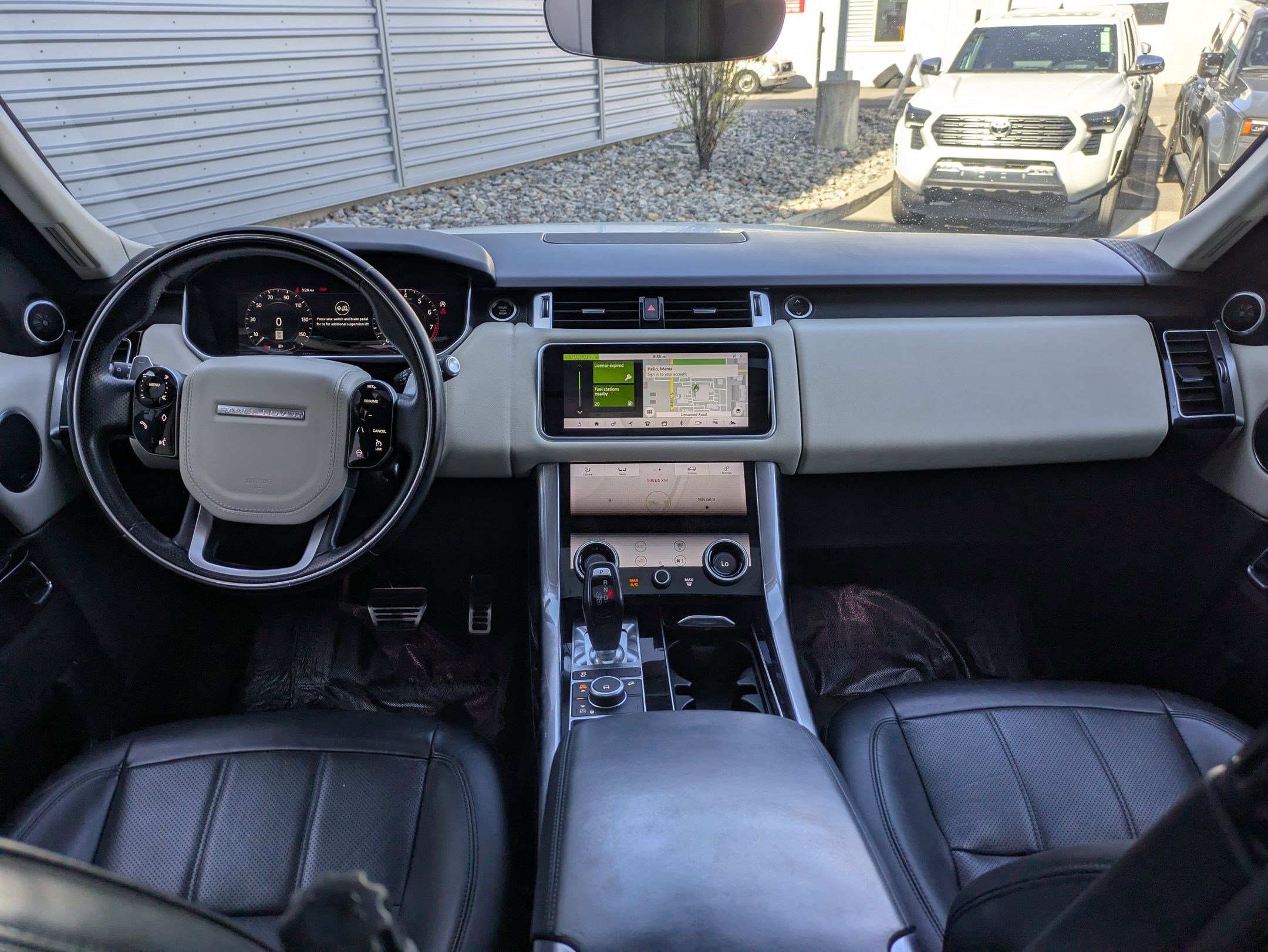 2022 Land Rover Range Rover Sport HSE Silver Edition