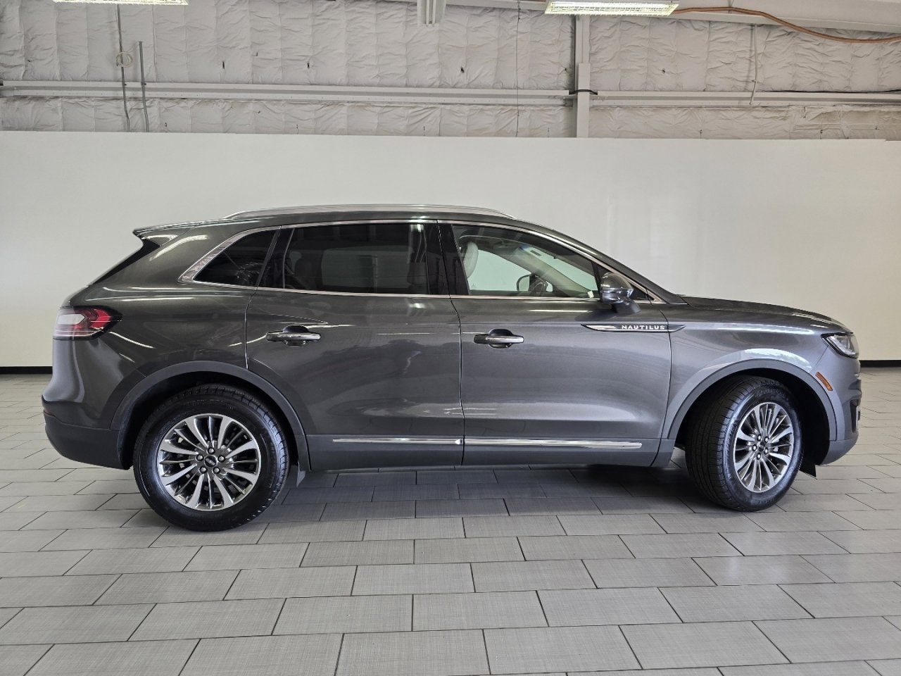 2020 Lincoln Nautilus Reserve