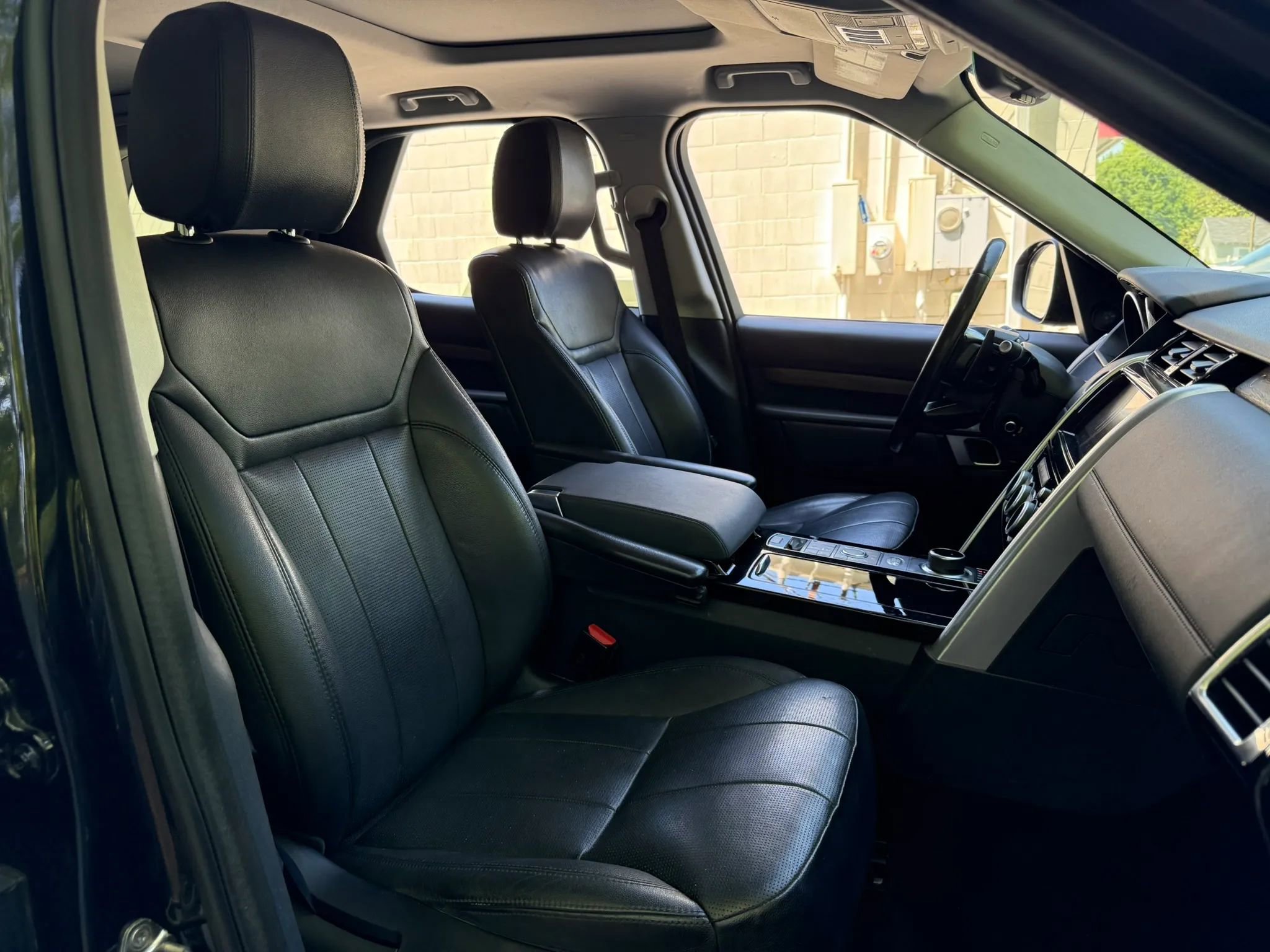 2017 Land Rover Discovery HSE