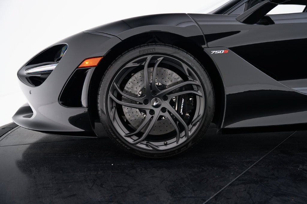 Used 2025 McLaren 750S 3