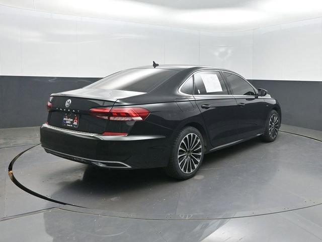 2022 Volkswagen Passat 2.0T