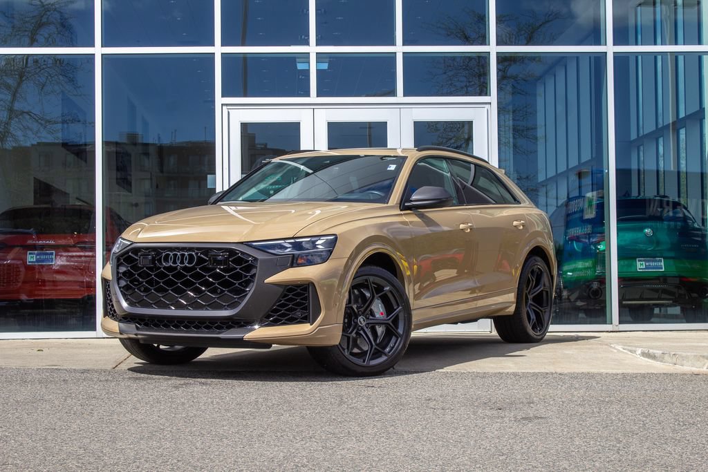Used 2025 Audi RS Q8 performance