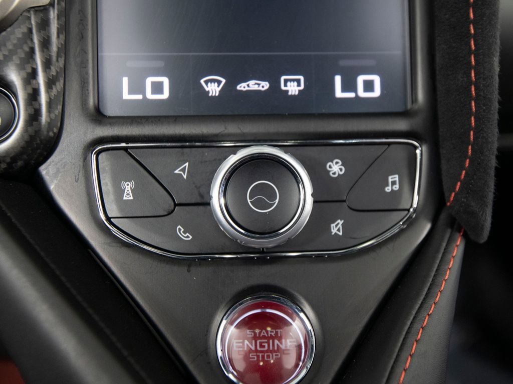 Used 2018 McLaren 720S photo 21