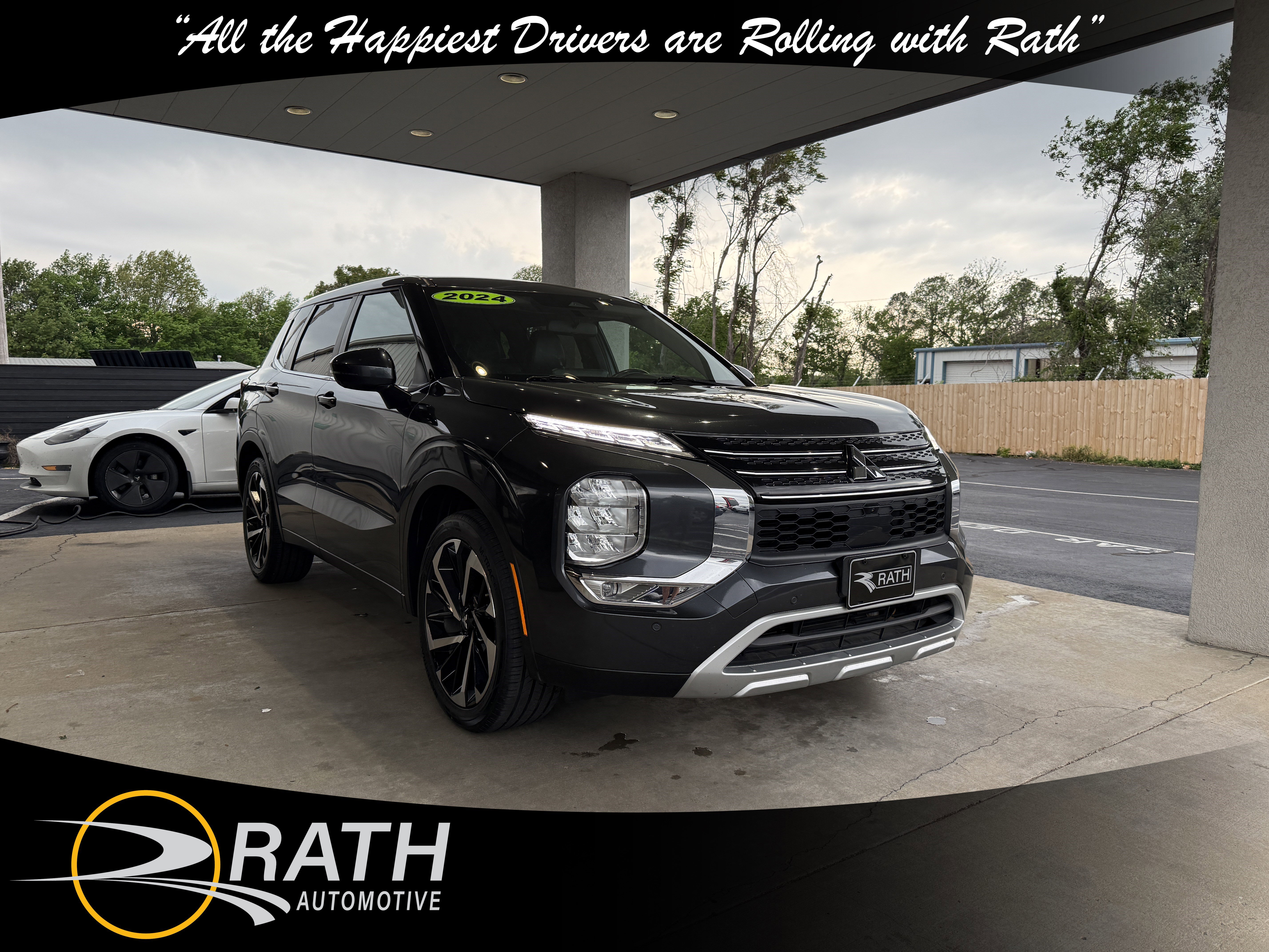 Used 2024 Mitsubishi Outlander SE