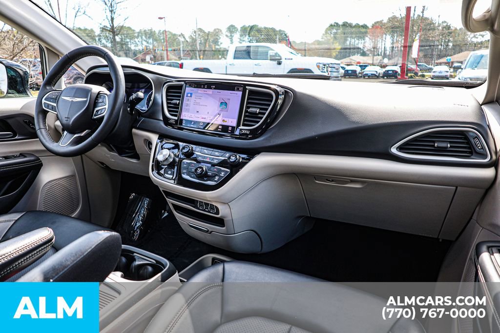 2024 Chrysler Pacifica Touring-L