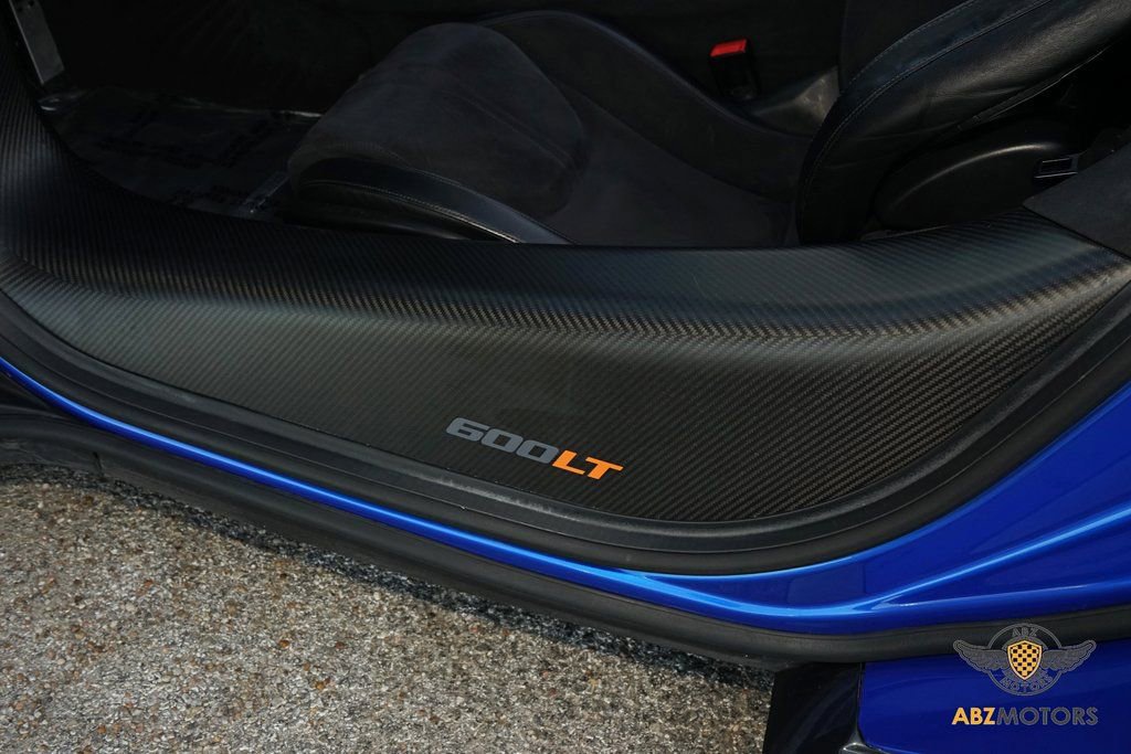Used 2020 McLaren 600LT Spider photo 11