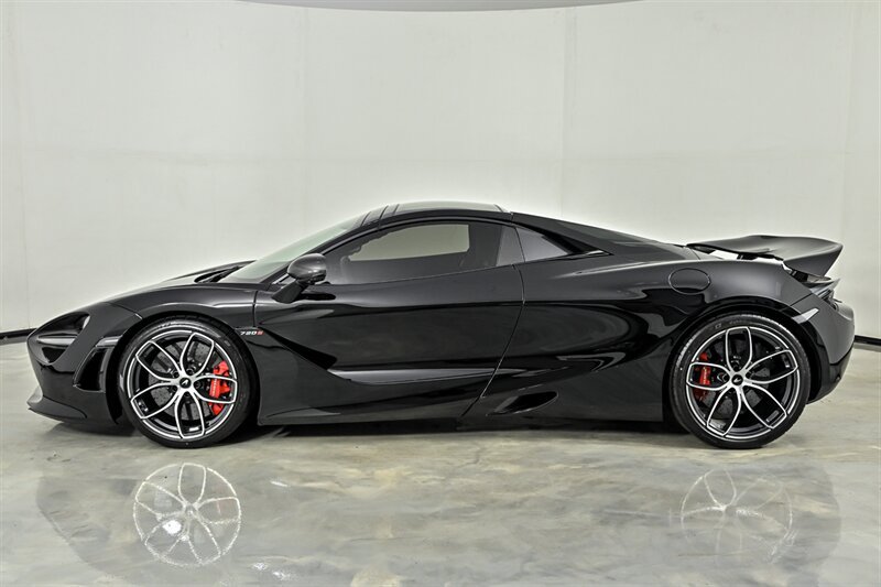 Used 2019 McLaren 720S Spider photo 15