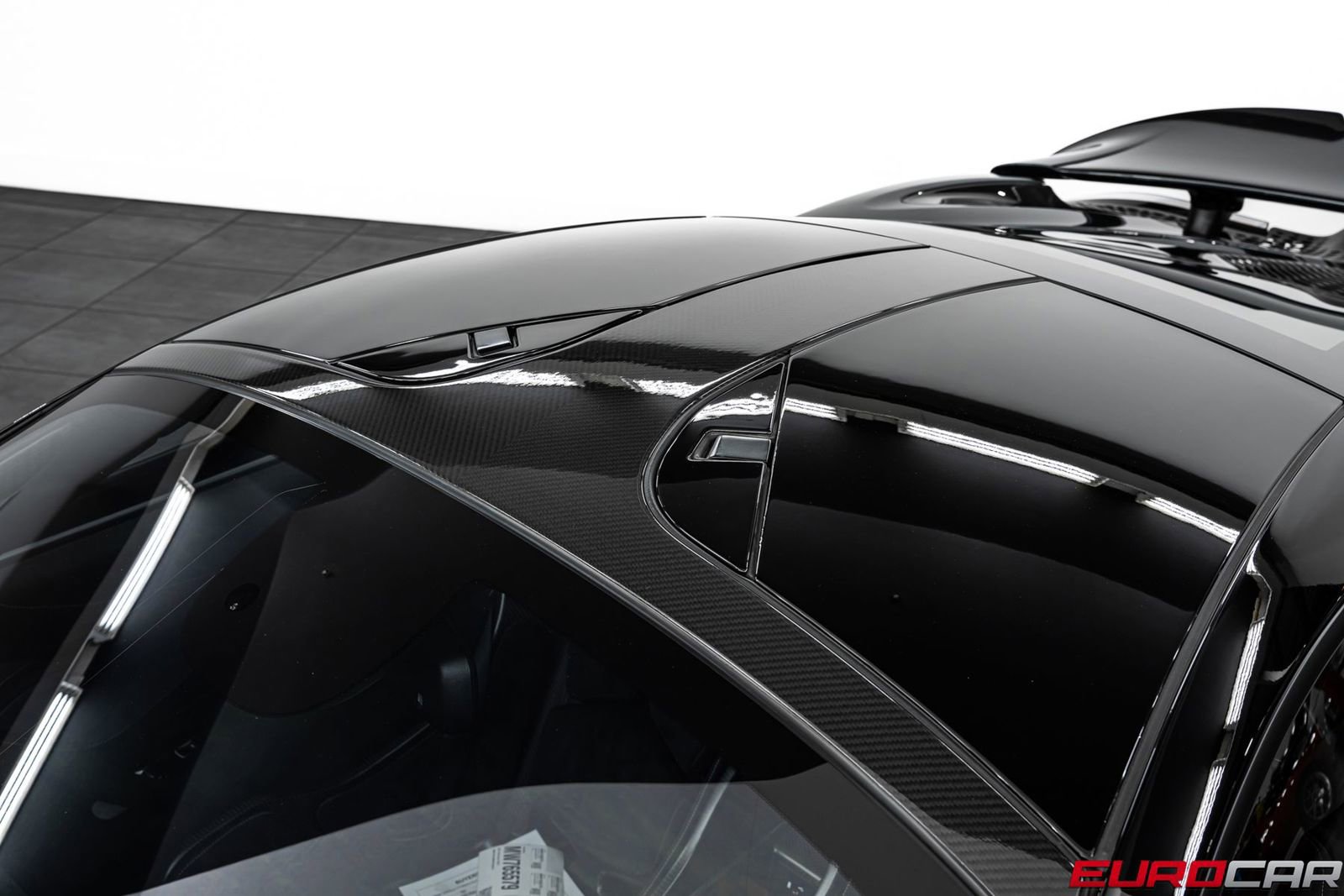 Used 2021 McLaren 765LT photo 21