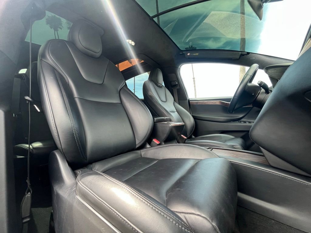 2020 Tesla Model X Long Range