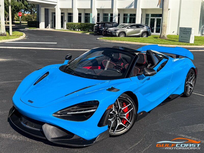 Used 2022 McLaren 765LT photo 10