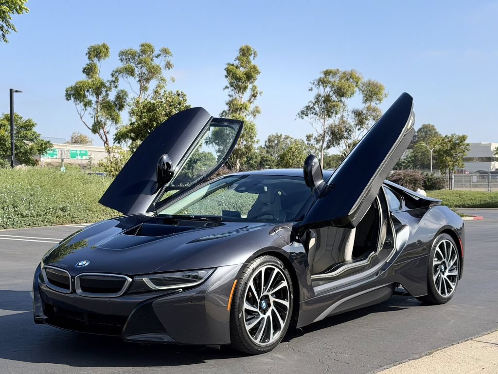 Used 2016 BMW i8