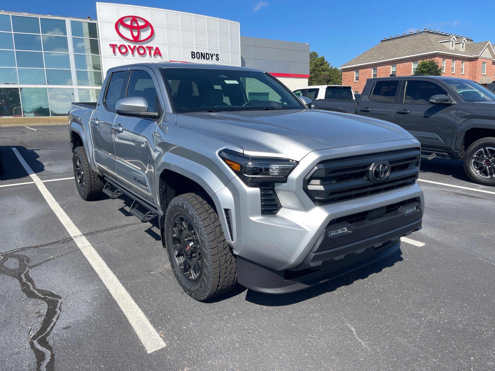 New 2026 Toyota Tacoma SR5