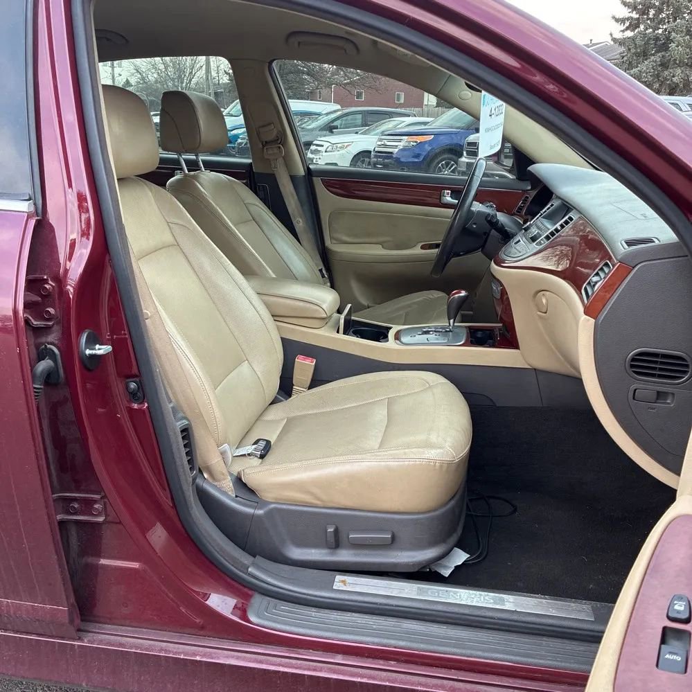 2012 Hyundai Genesis 3.8