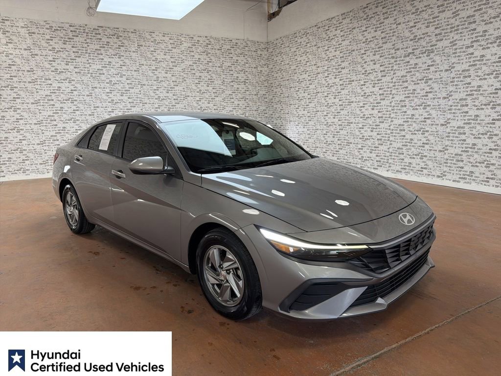 Certified 2024 Hyundai Elantra SE