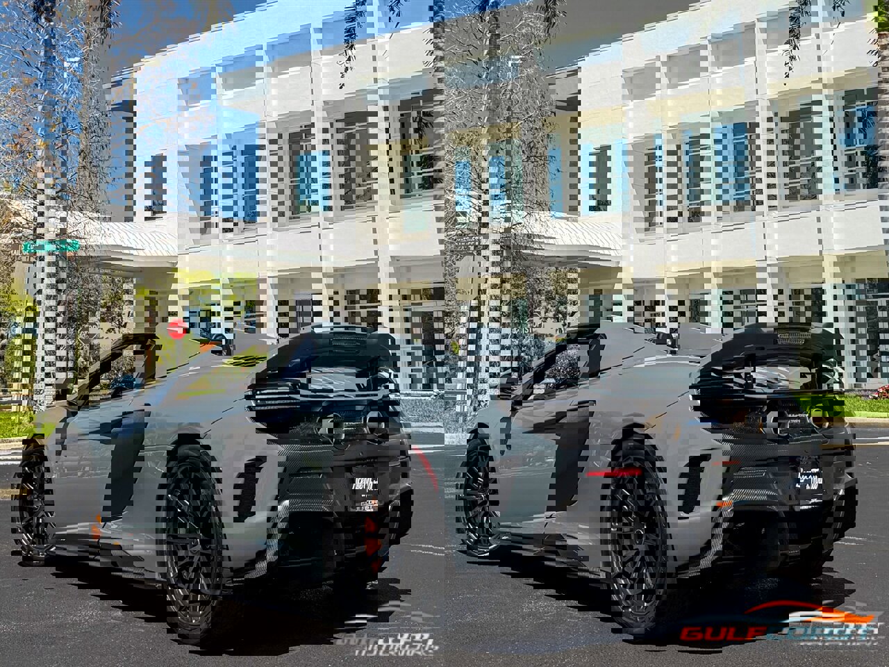 Used 2016 McLaren 675LT photo 46