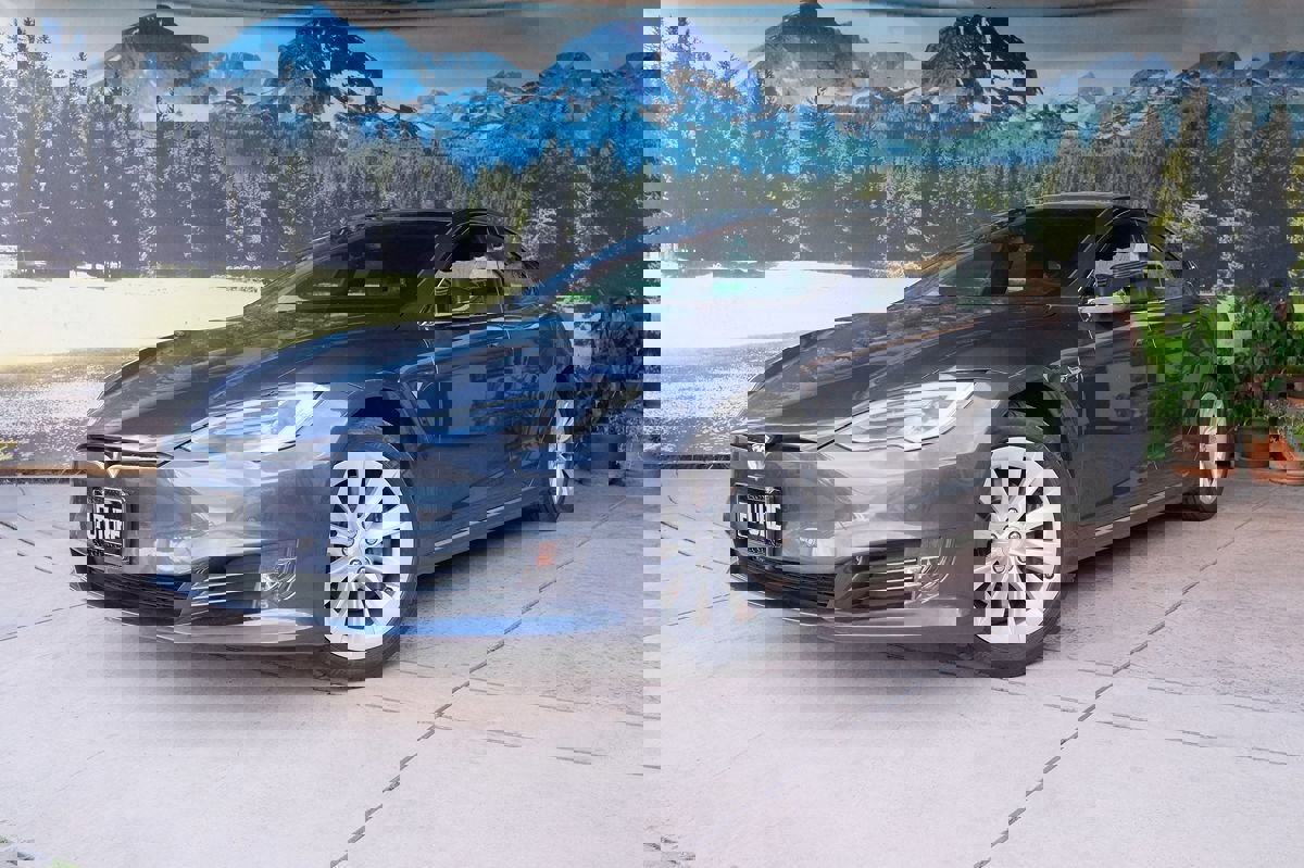 2017 Tesla Model S 100D