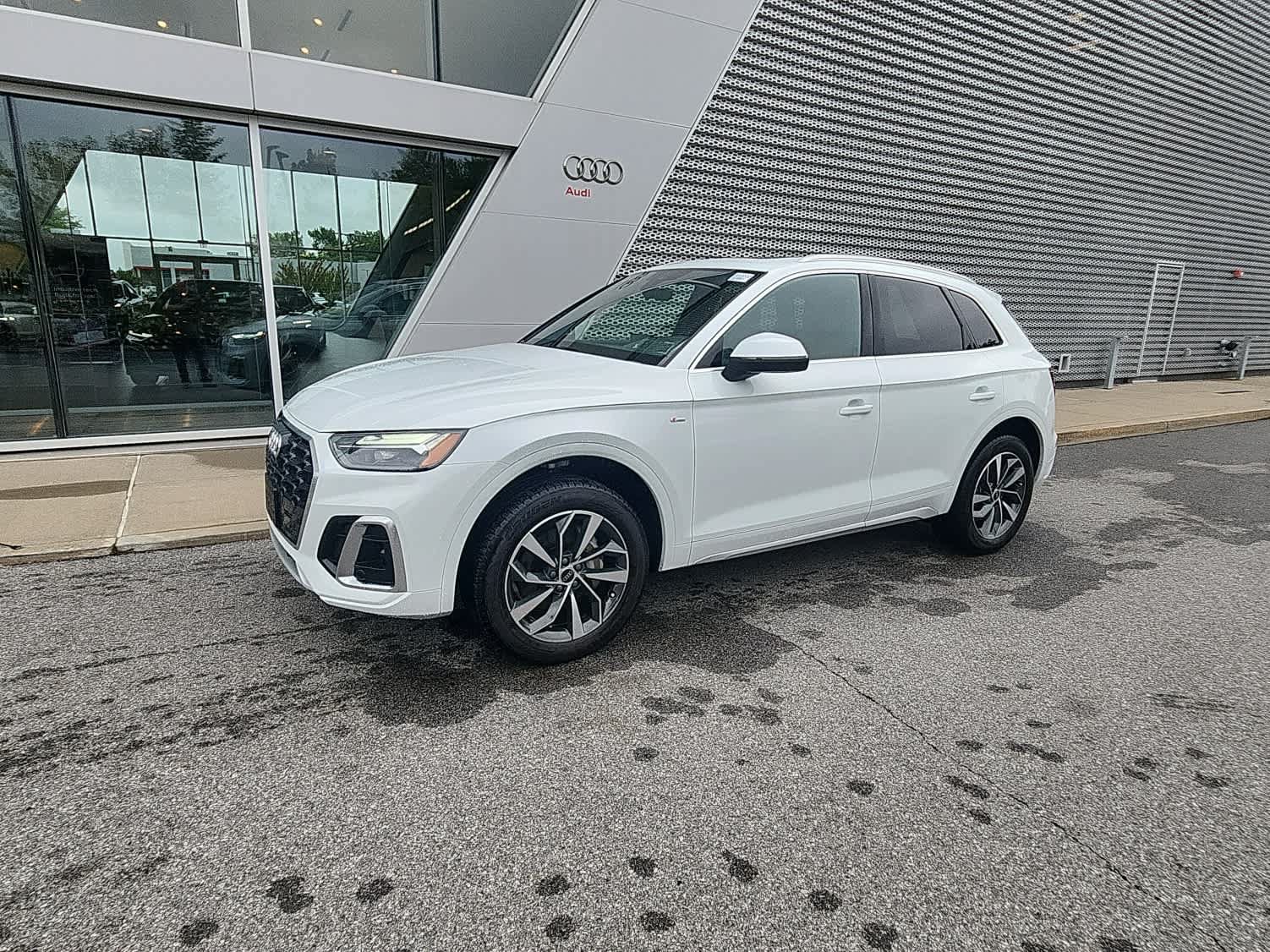 Certified 2024 Audi Q5 2.0T Premium Plus w/ Premium Plus Package
