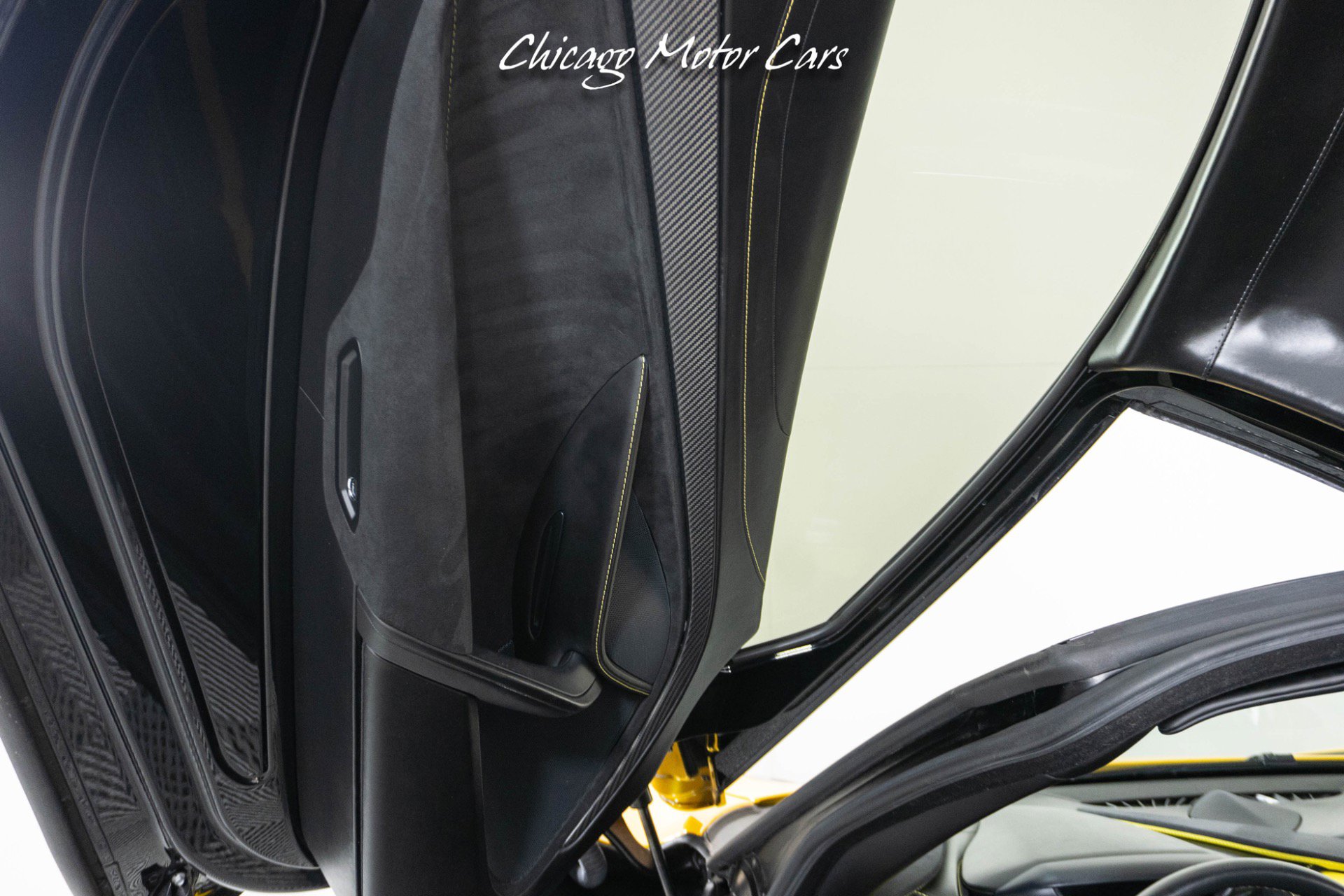 Used 2019 McLaren 720S photo 13