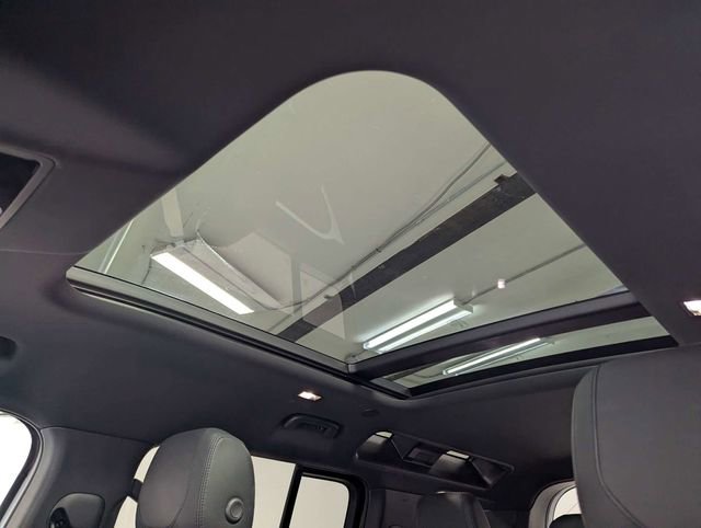 2023 Land Rover Defender 110 S