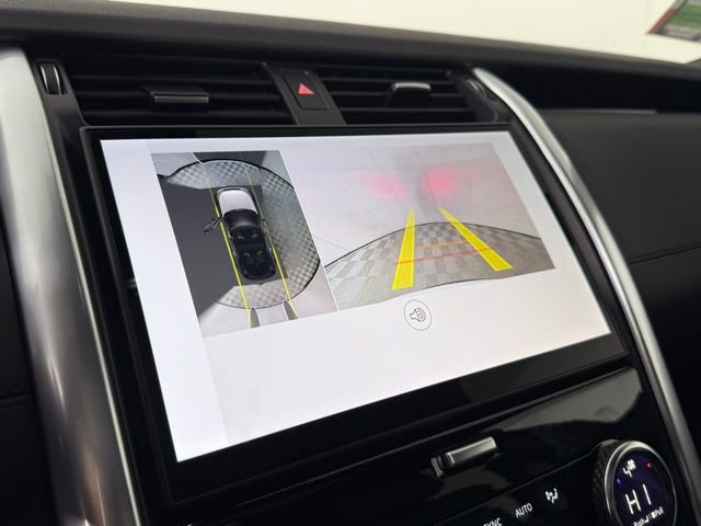 2026 Land Rover Discovery S