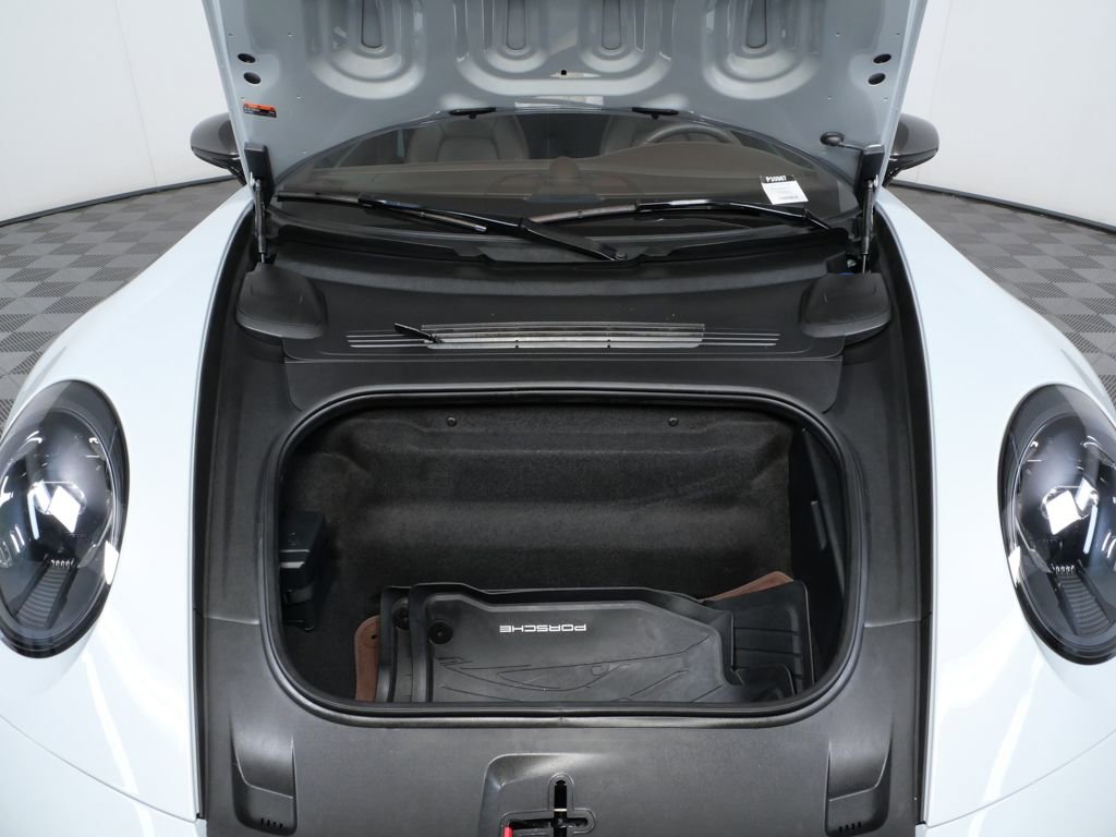 2025 Porsche 911 Carrera S