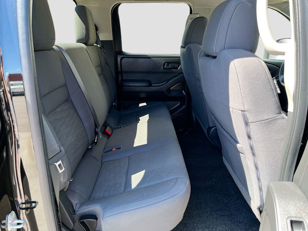 2023 Nissan Frontier S