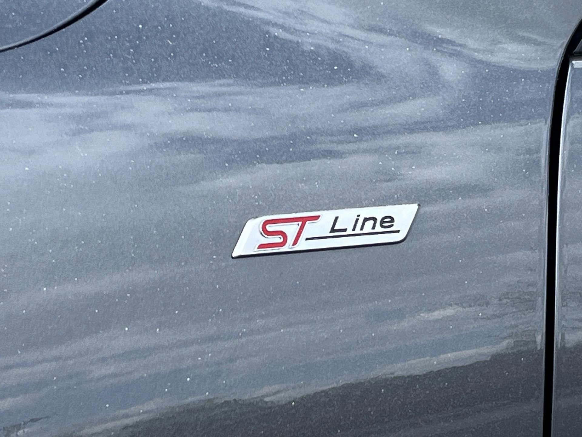 2025 Ford Escape ST-Line Elite