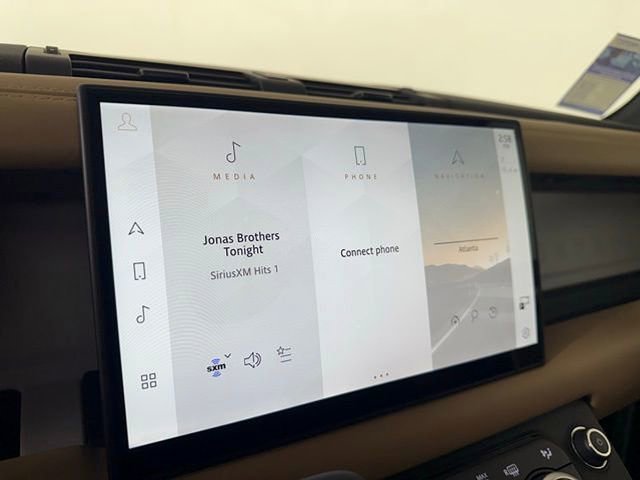 2025 Land Rover Defender 110 S