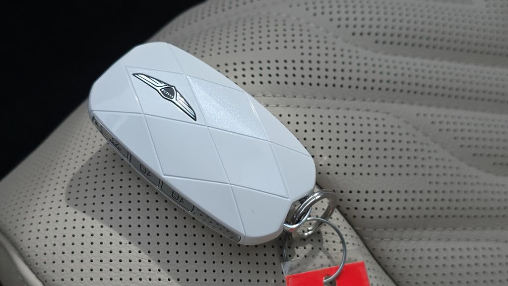 2026 Genesis G80 2.5T Sport Prestige