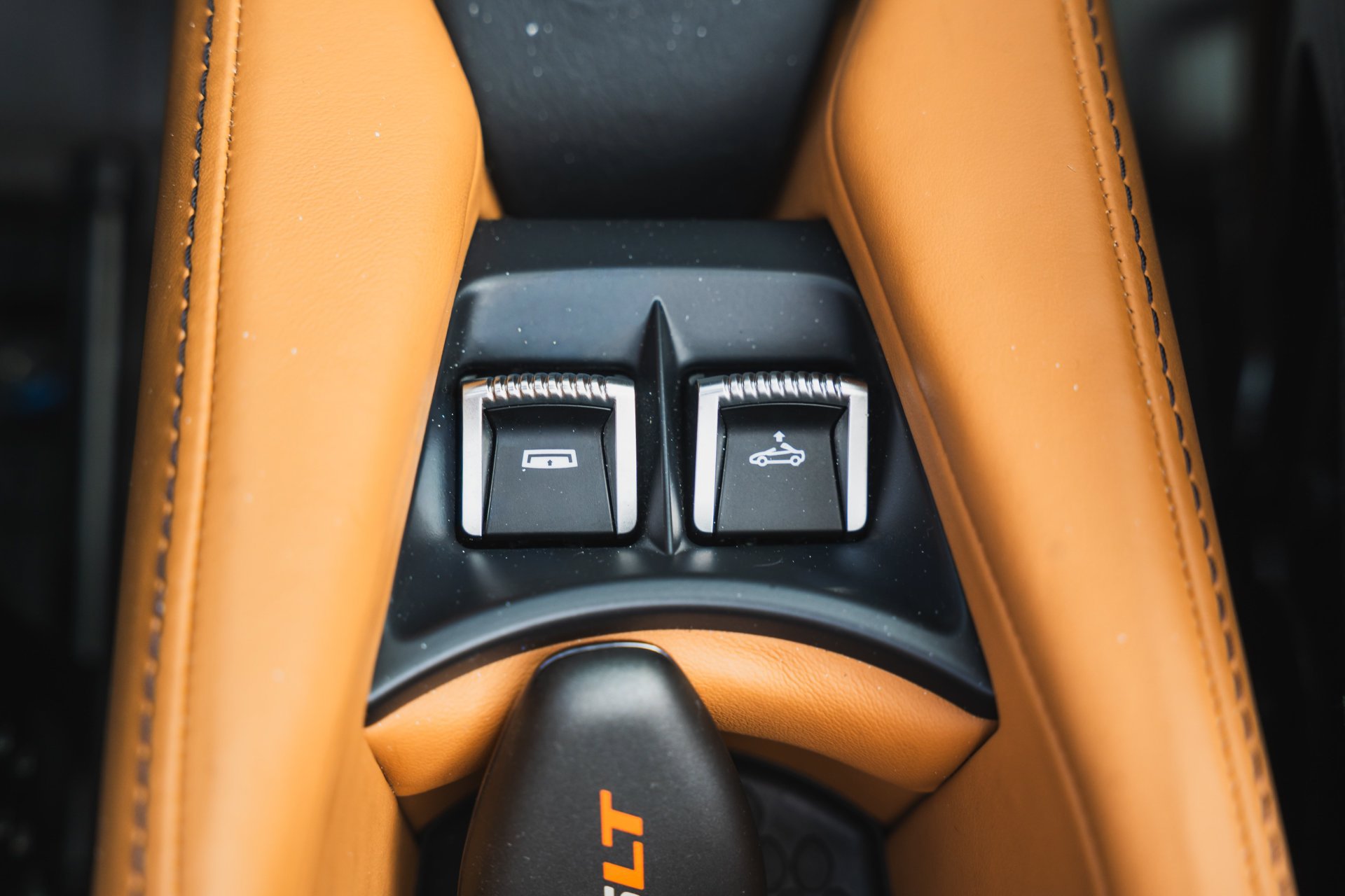 Used 2022 McLaren 765LT photo 51