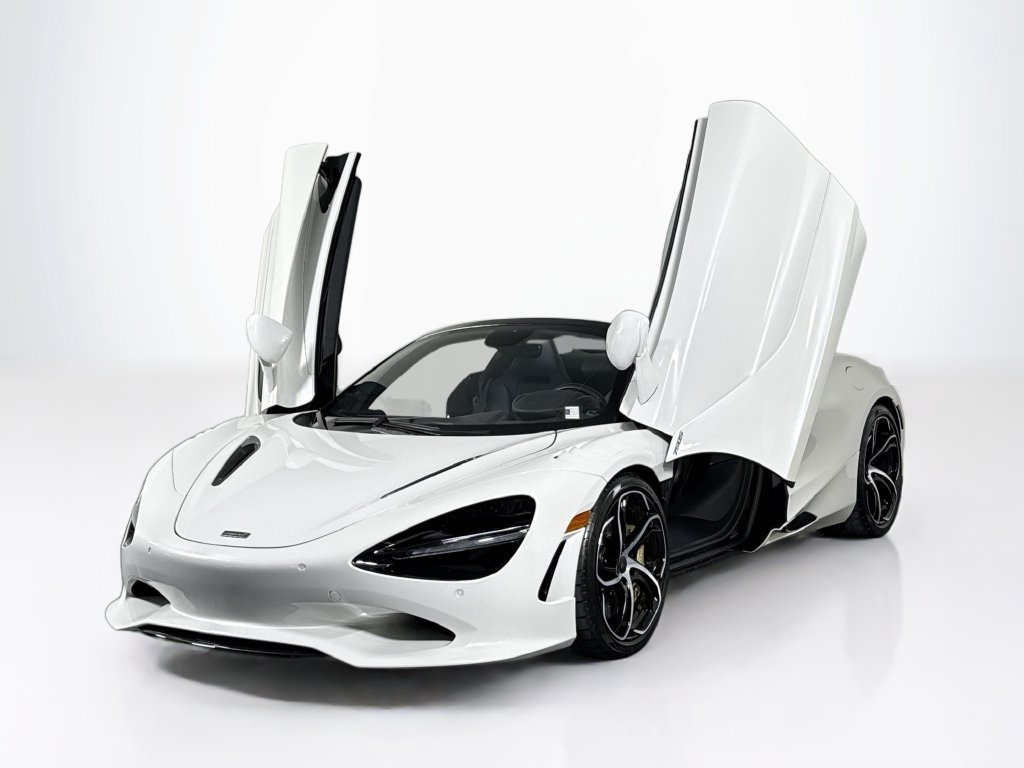 Used 2025 McLaren 750S Spider photo 24