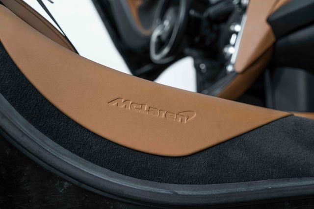 Used 2020 McLaren 720S Luxury photo 31