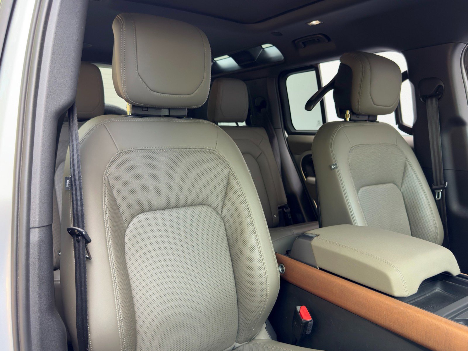 2023 Land Rover Defender 110 X