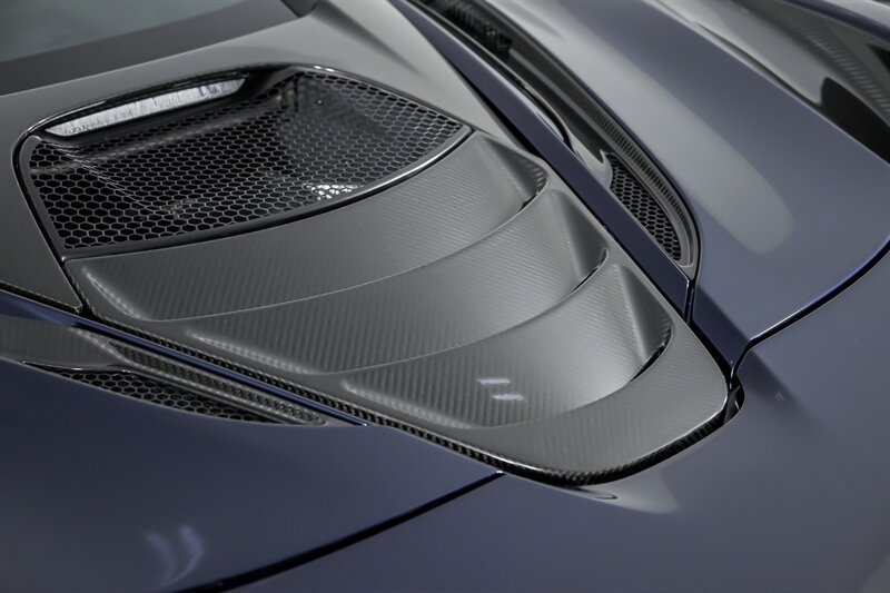 Used 2019 McLaren 720S Performance photo 19