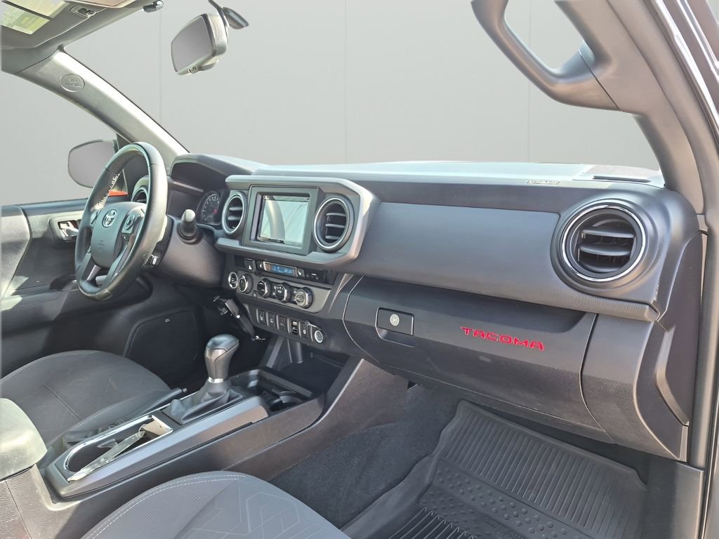 2016 Toyota Tacoma TRD Sport