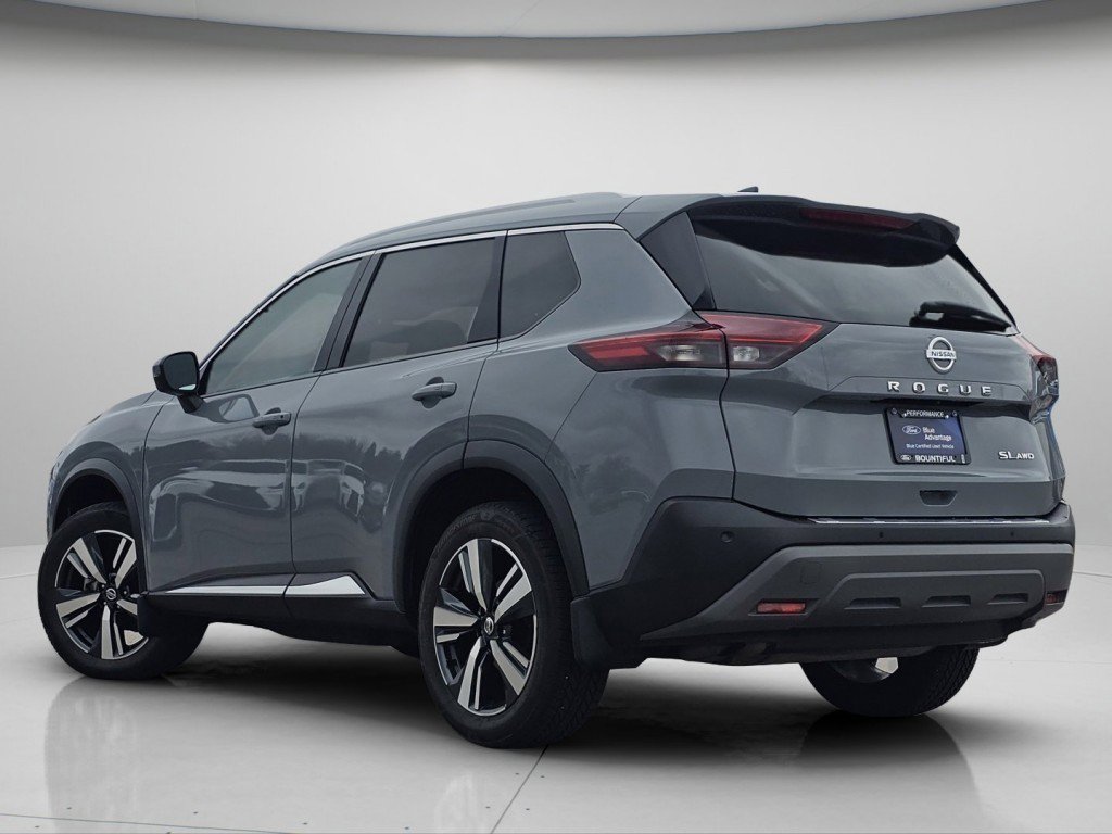 2021 Nissan Rogue SL