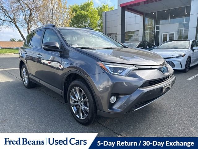 Used 2018 Toyota RAV4 Limited w/ Carpet Mat Package