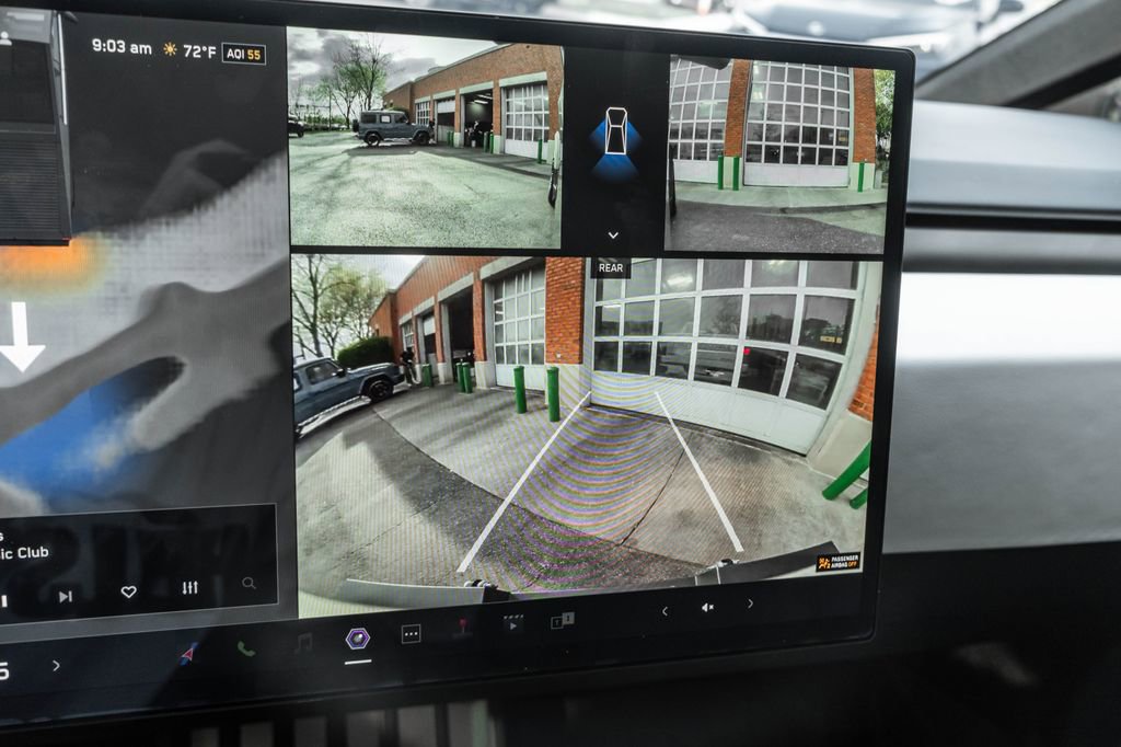 2024 Tesla Cybertruck AWD Crew Cab