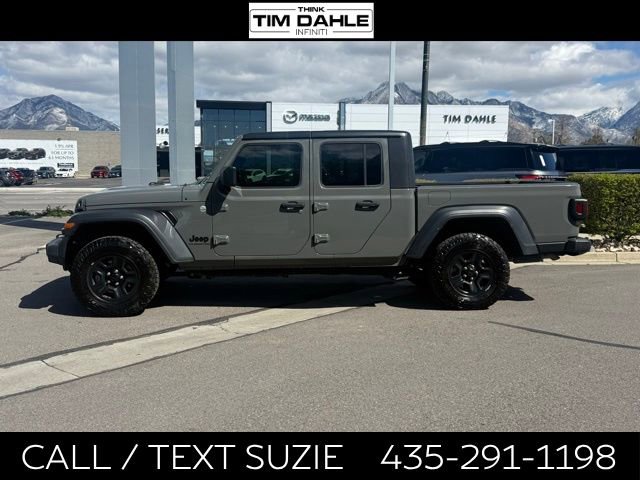 2020 Jeep Gladiator Sport