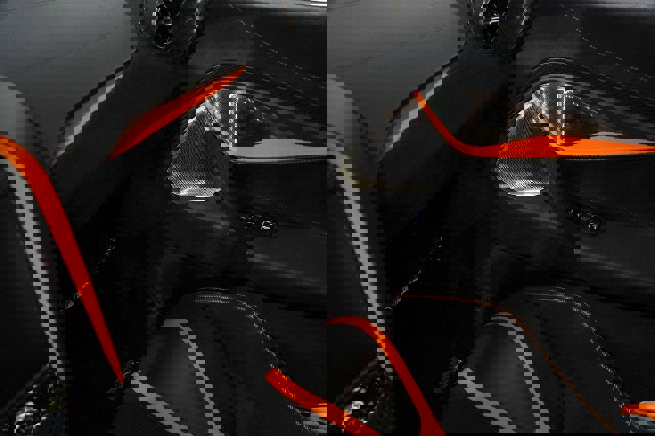 Used 2018 McLaren 720S Performance photo 14