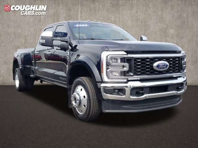 2025 Ford F450 Lariat