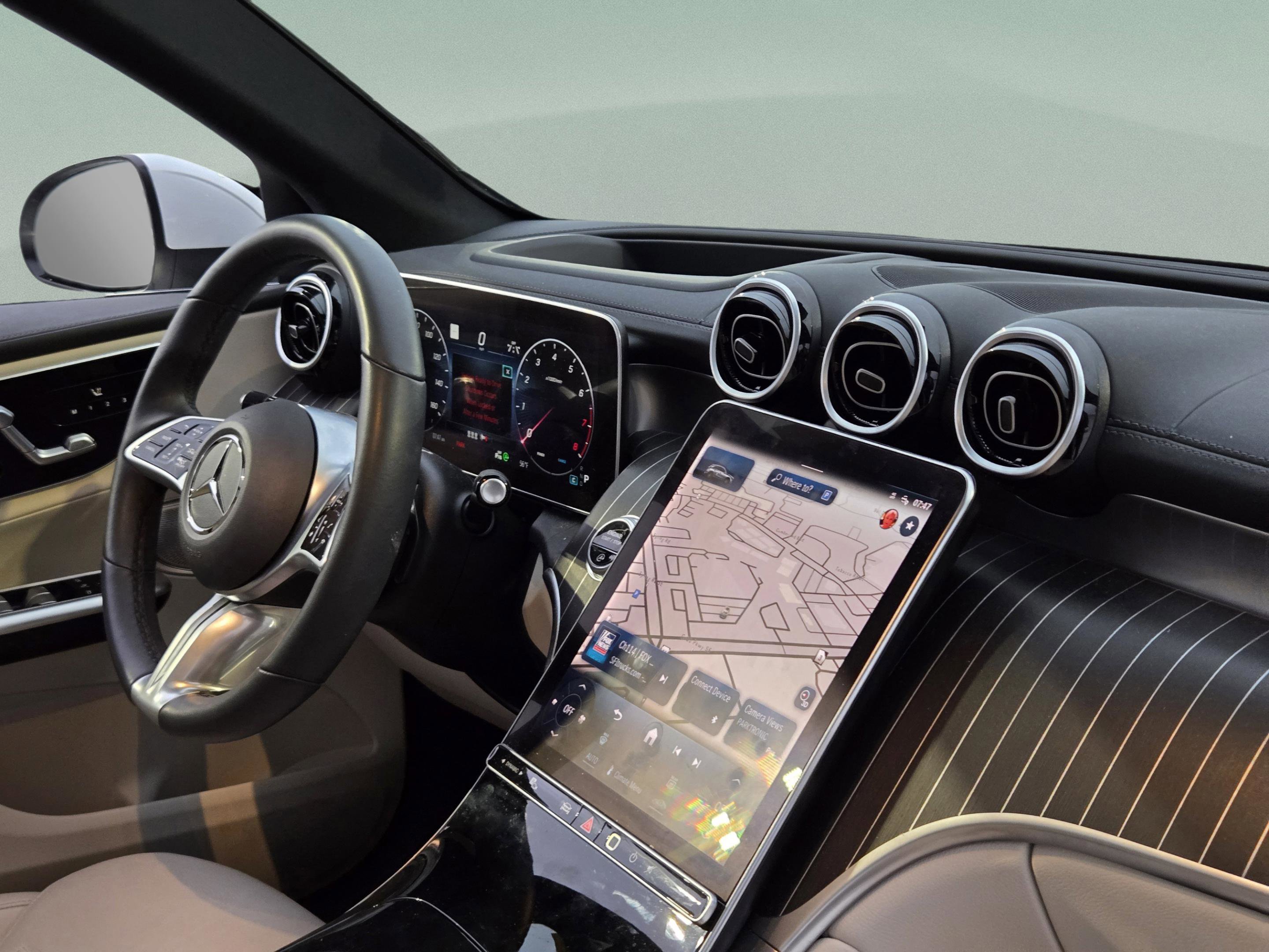 2024 Mercedes-Benz GLC 300